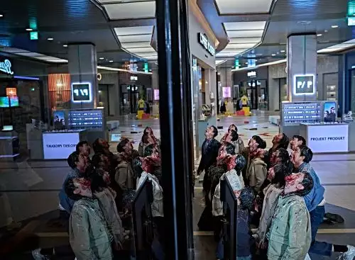 Colony_134368873481182852_big-cine_deskt.webp
