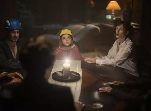 OtherMommy_134362773284436480_big-cine_deskt.webp