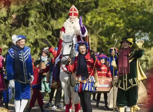 DeGroteSinterklaasfilmendeVliegendePieten_134344598390753334_big-cine_deskt.webp